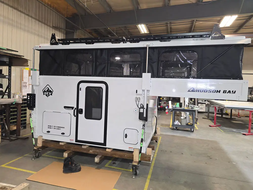 OEV Hudson Bay flatbed removable camper