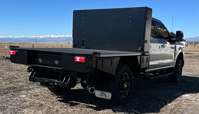 Aluma Tray 6.75’ front three-quarter view