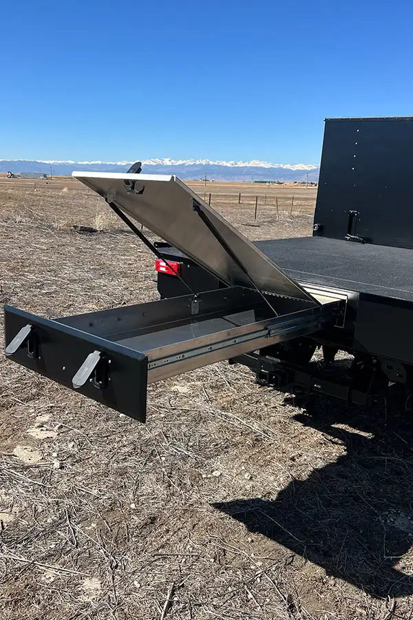 Aluma Tray 6.75’ full bed area overhead view